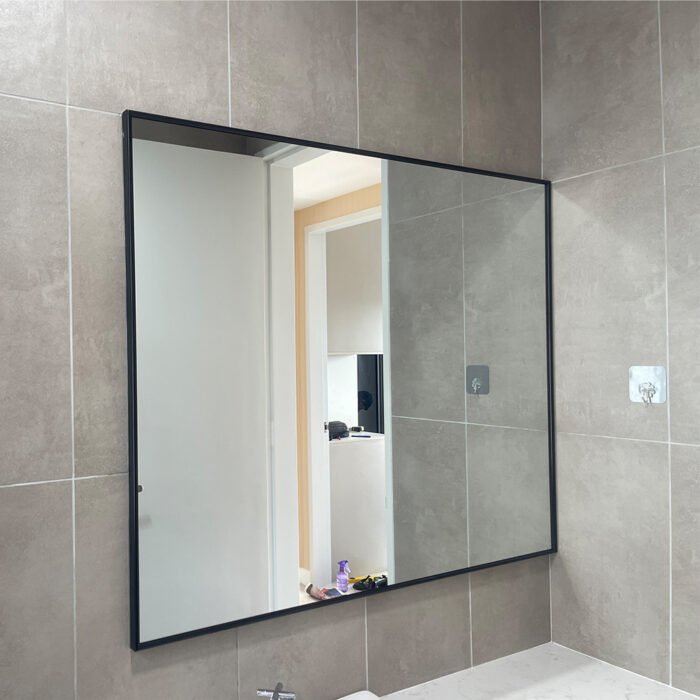 Aluminum Frame Mirror (121cm x 91cm) - Image 5